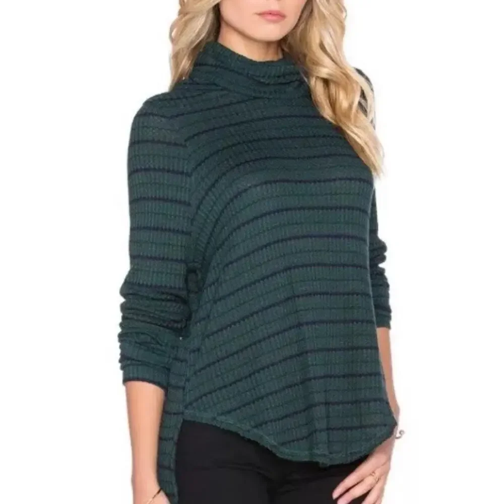 Free People We the Free green stripe turtleneck hi low top oversized XS