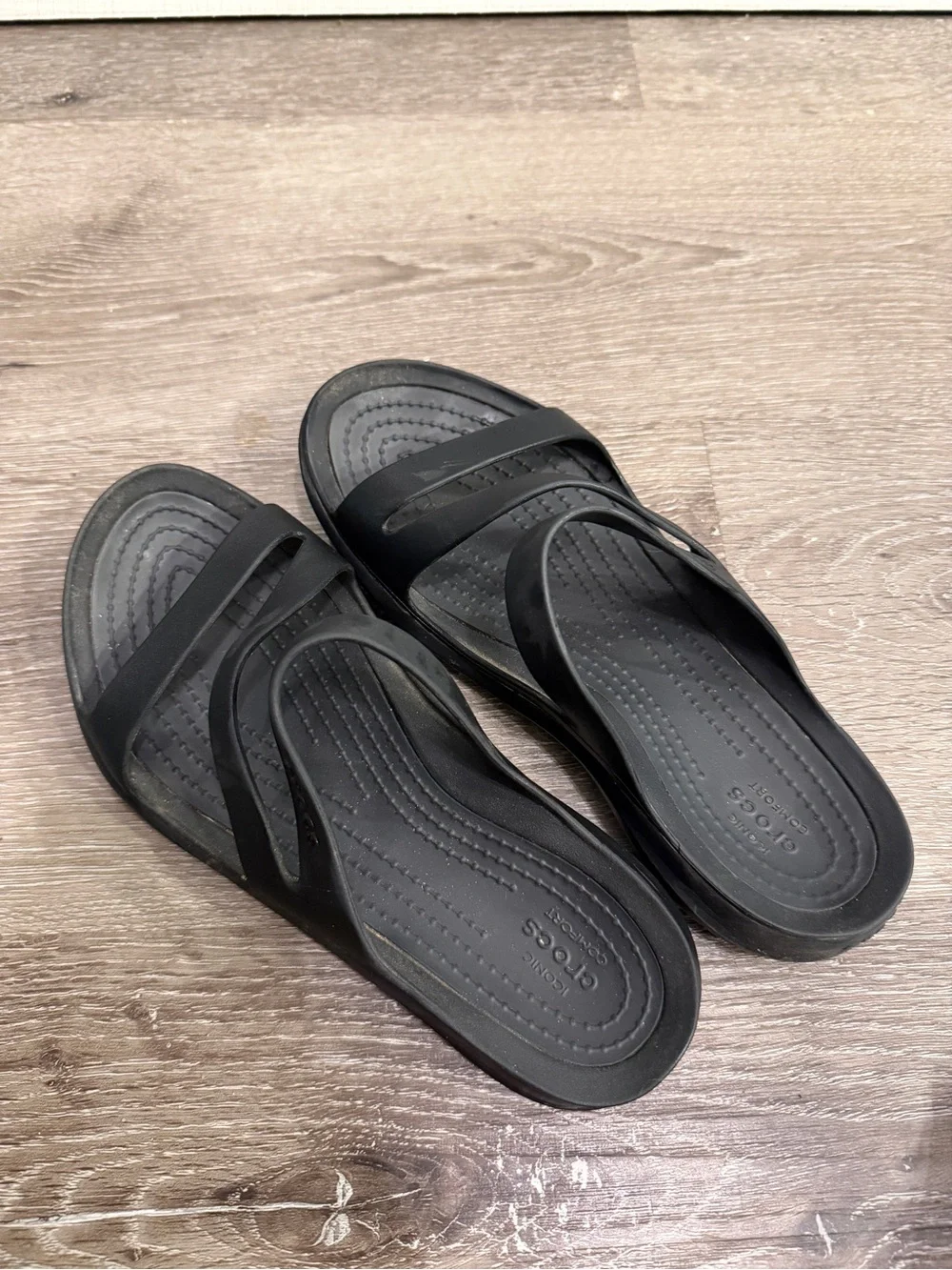 CROCS love these