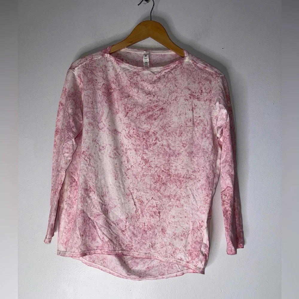 Lululemon Back in Action Long‎ Sleeve Shirt Size 2 Cirrus Wash White Pink Peony