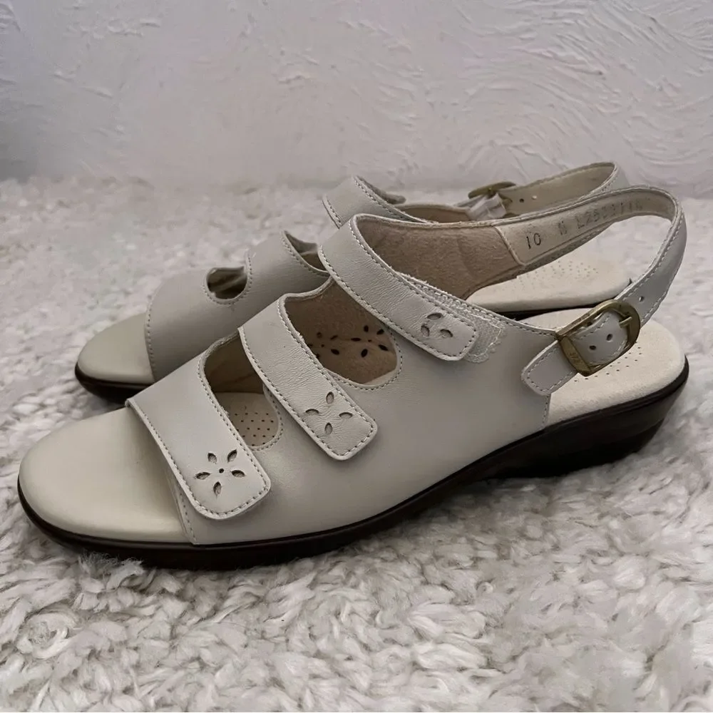 SAS Quatro Slingback Bone Ivory Sandal Hook Loop Adjustable Straps Comfort 10 N