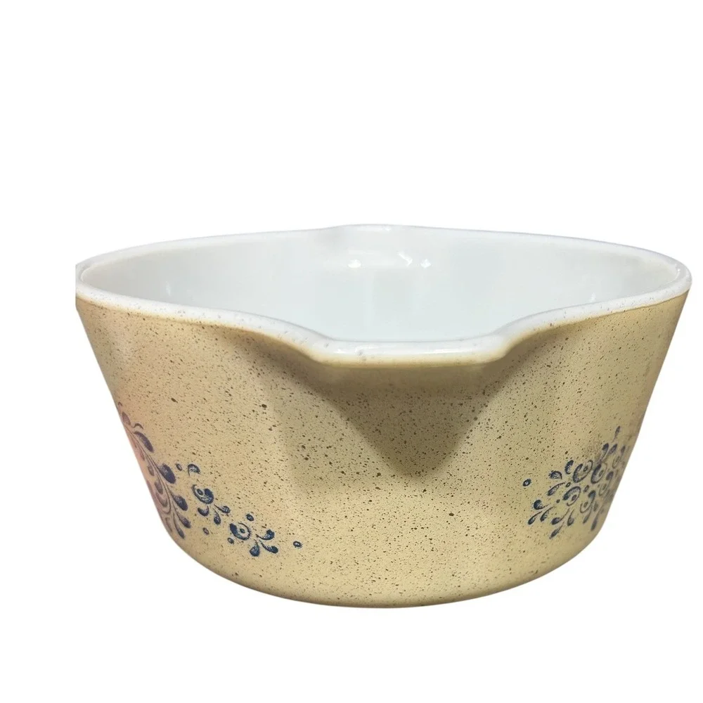 Pyrex Homestead 474-B Casserole Dish Vintage Blue Floral Speckled Beige 1.5 QT