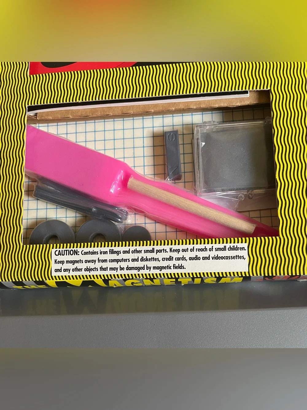 Running Press engaging magnet