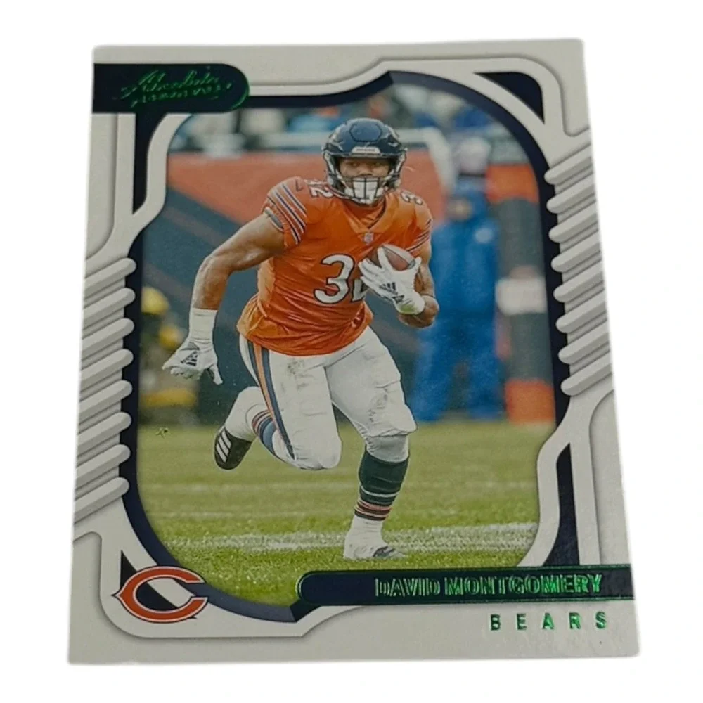 2022 Panini Absolute Football David Montgomery Chicago Bears Green Foil Card 16