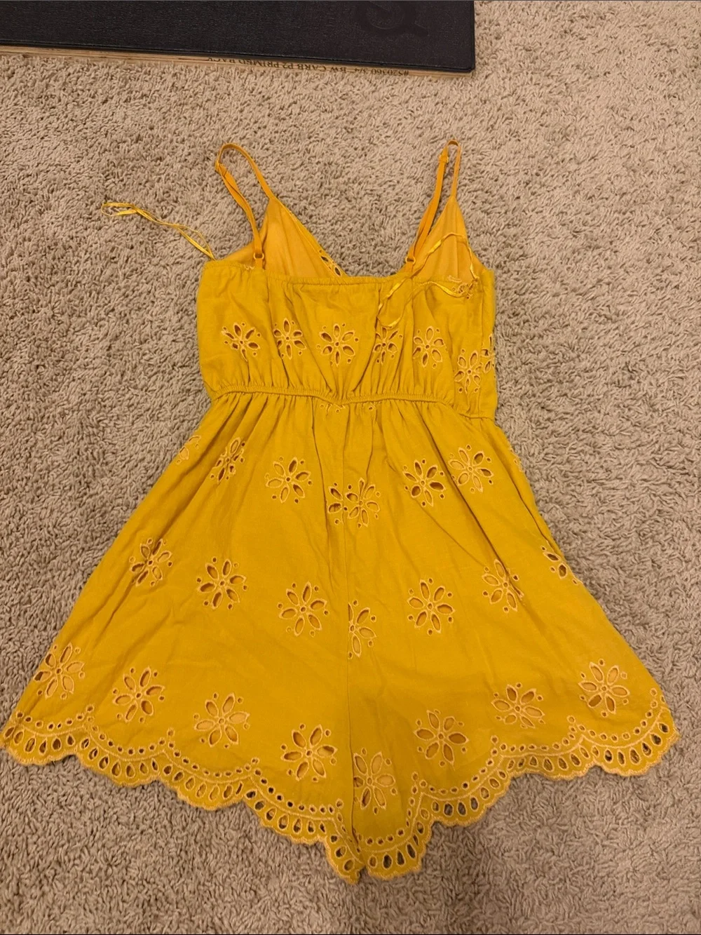 N/A bright yellow