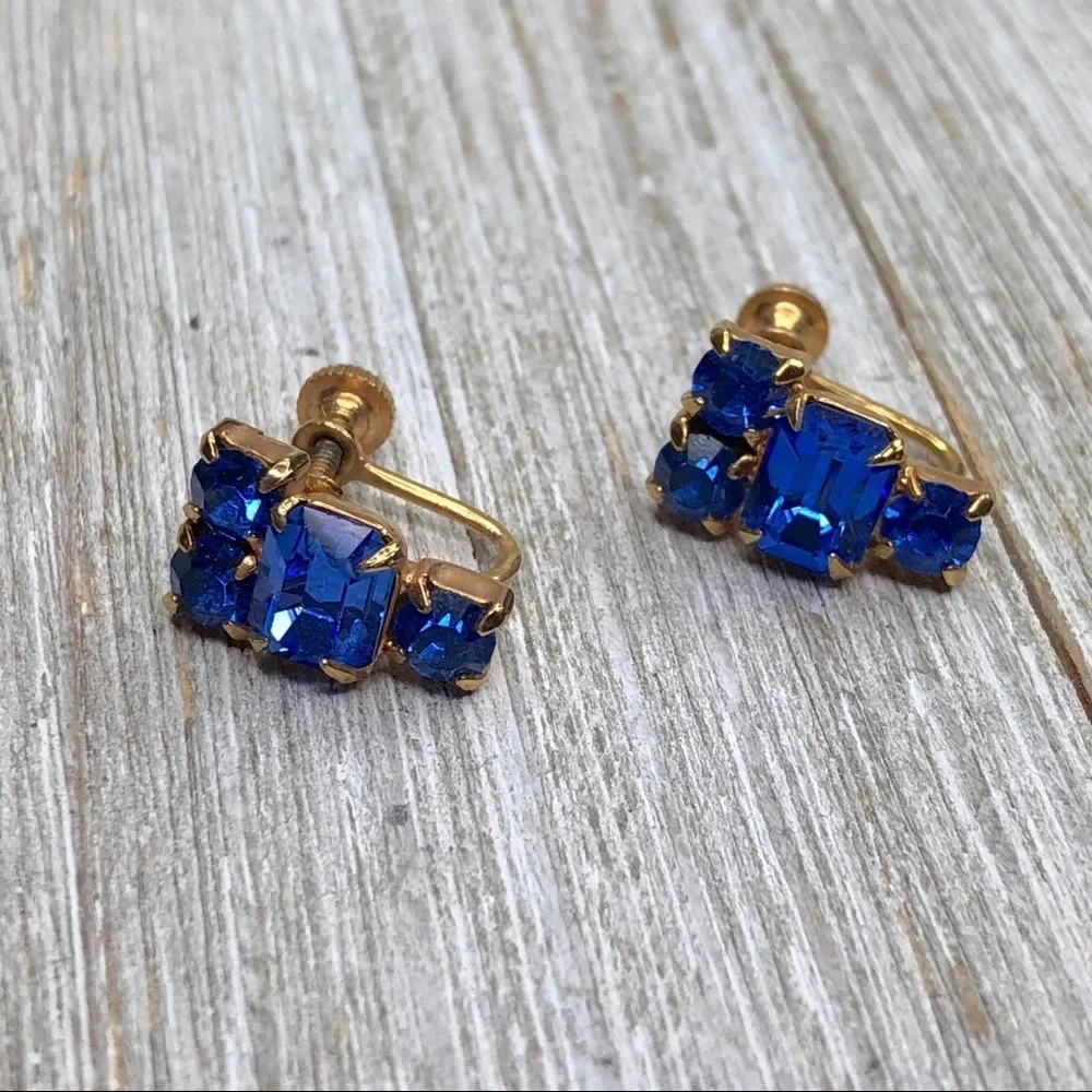 Vintage Blue Glass Rhinestone Screw Back Earrings