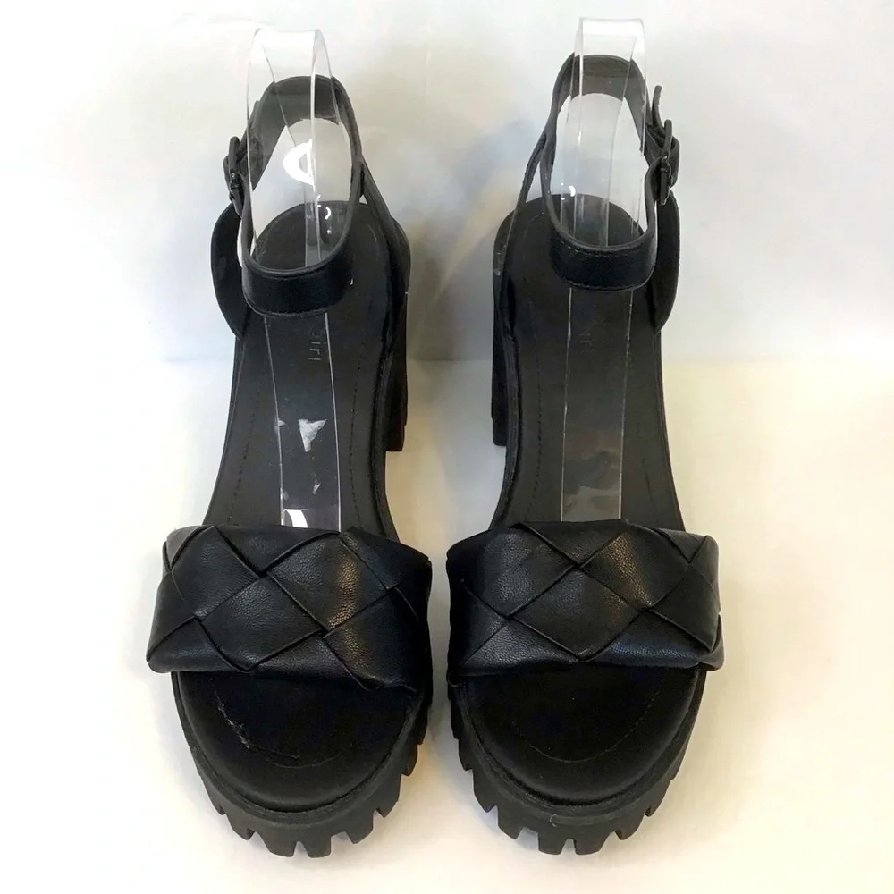 Madden Girl straps perfect open