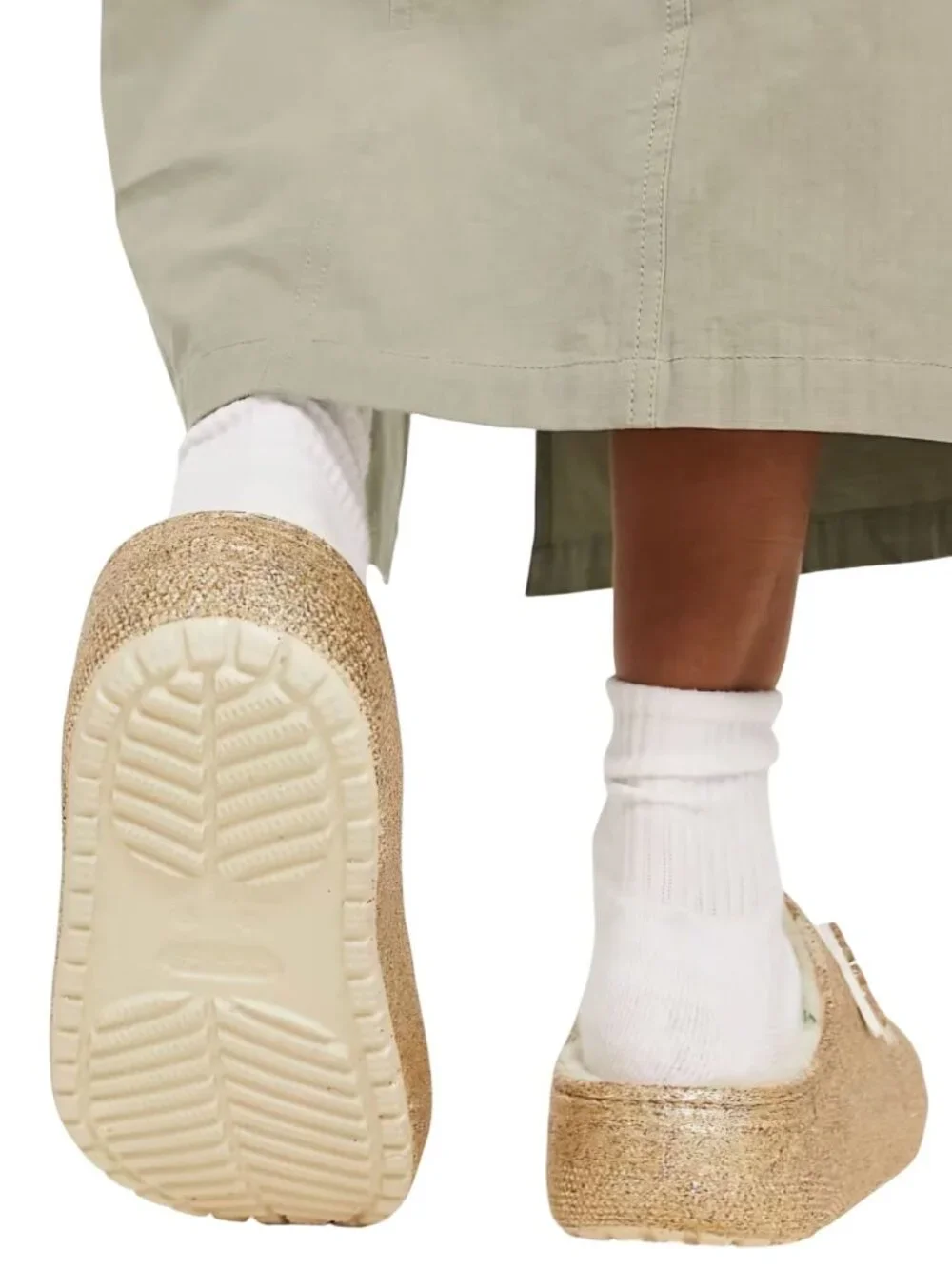 CROCS step into
