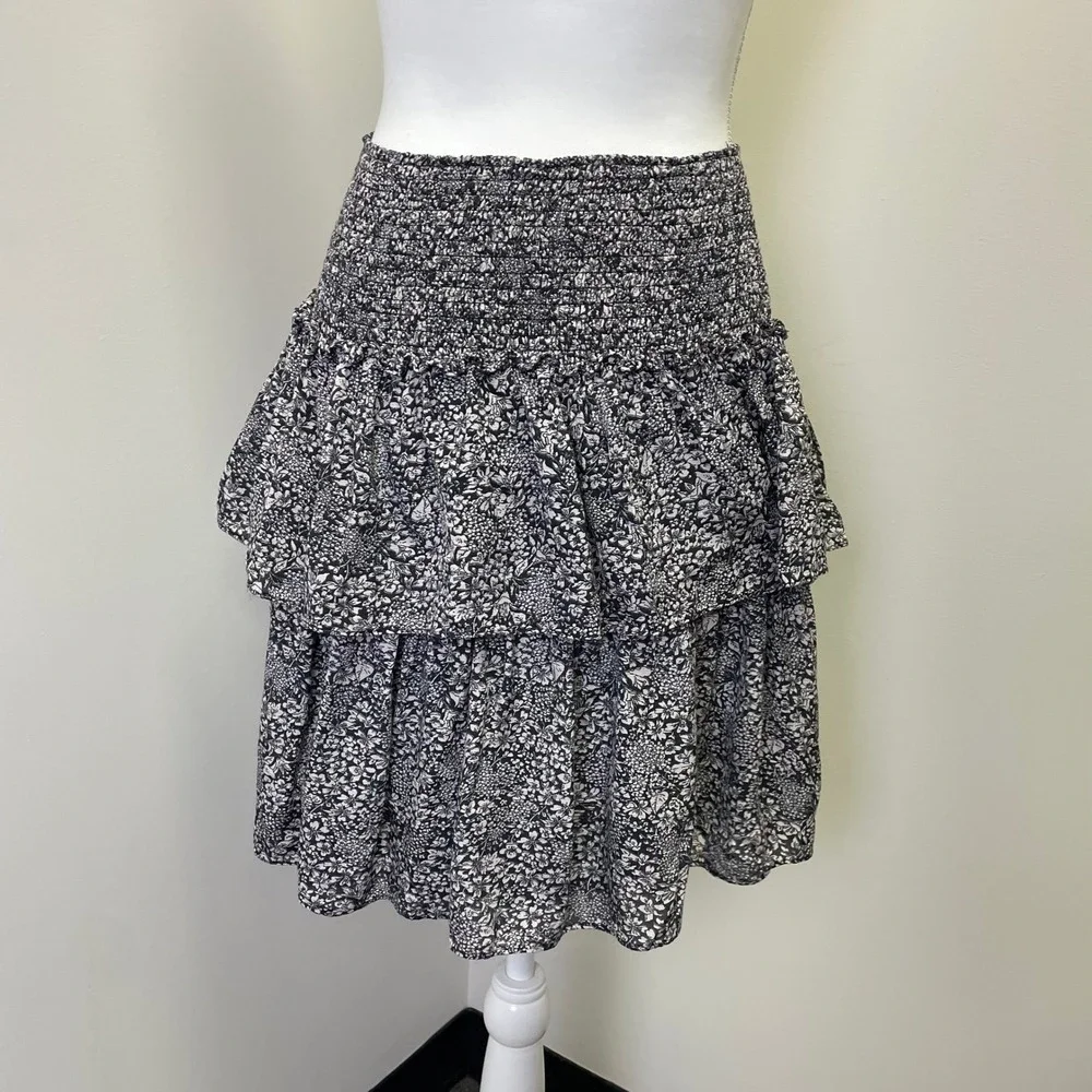 Anthropologie lined black elasticized