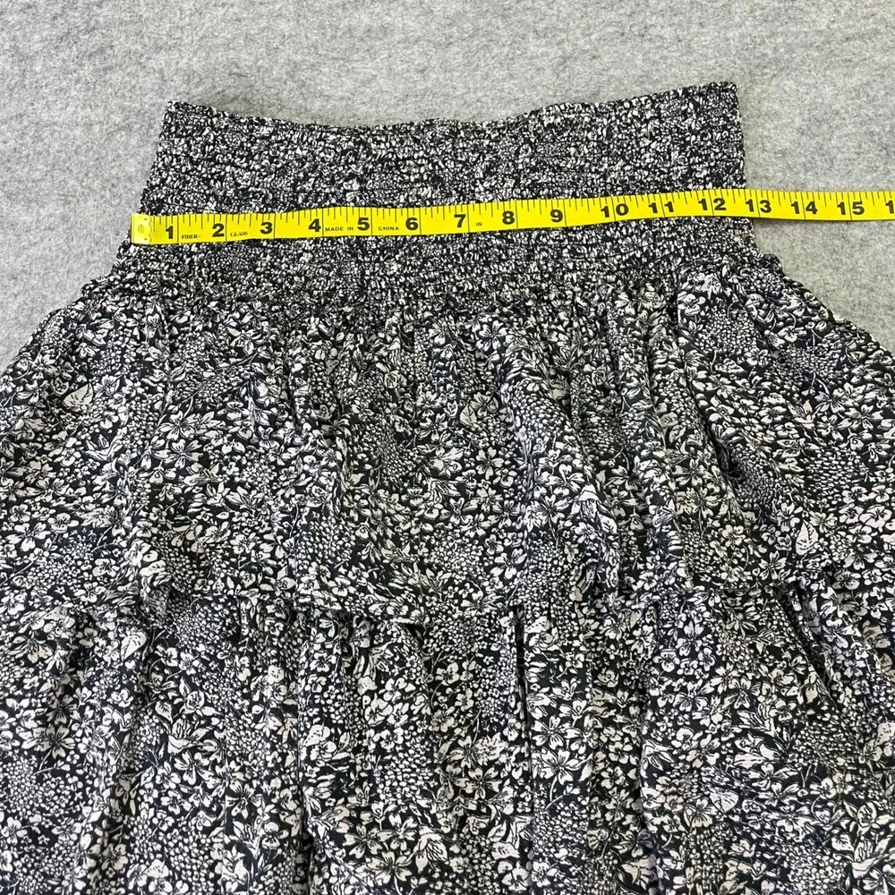 Anthropologie tee lightweight feel