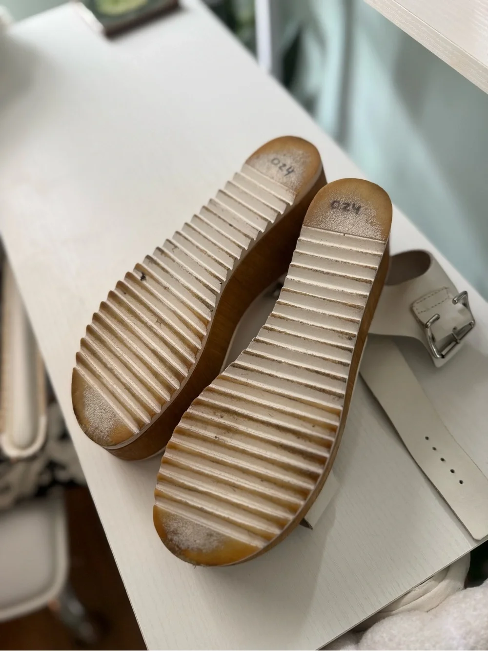 Steve Madden sandals platform