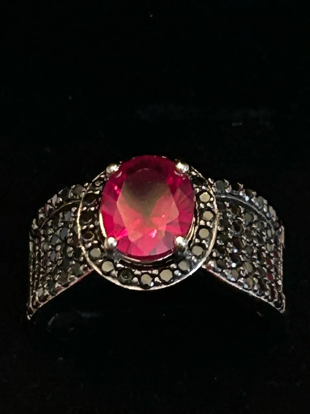 2.55CT Oval Lab Created Ruby & 2.40CT Round Black Spinel Halo 925 SSilver Ring