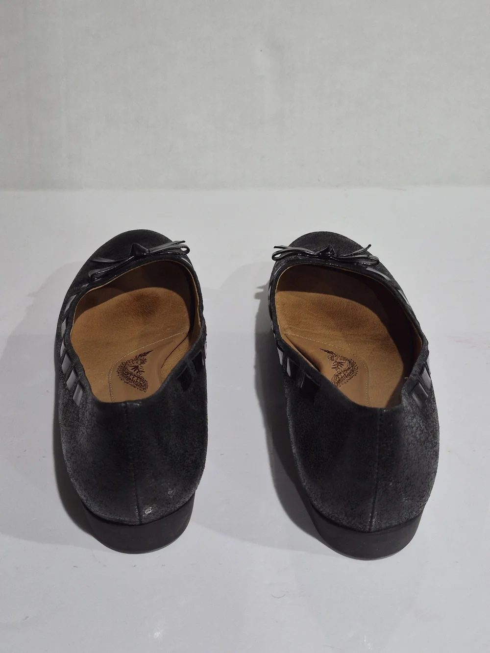 SOFFT Women's Black  Ballet Flats with Bow Design, Size 11M
