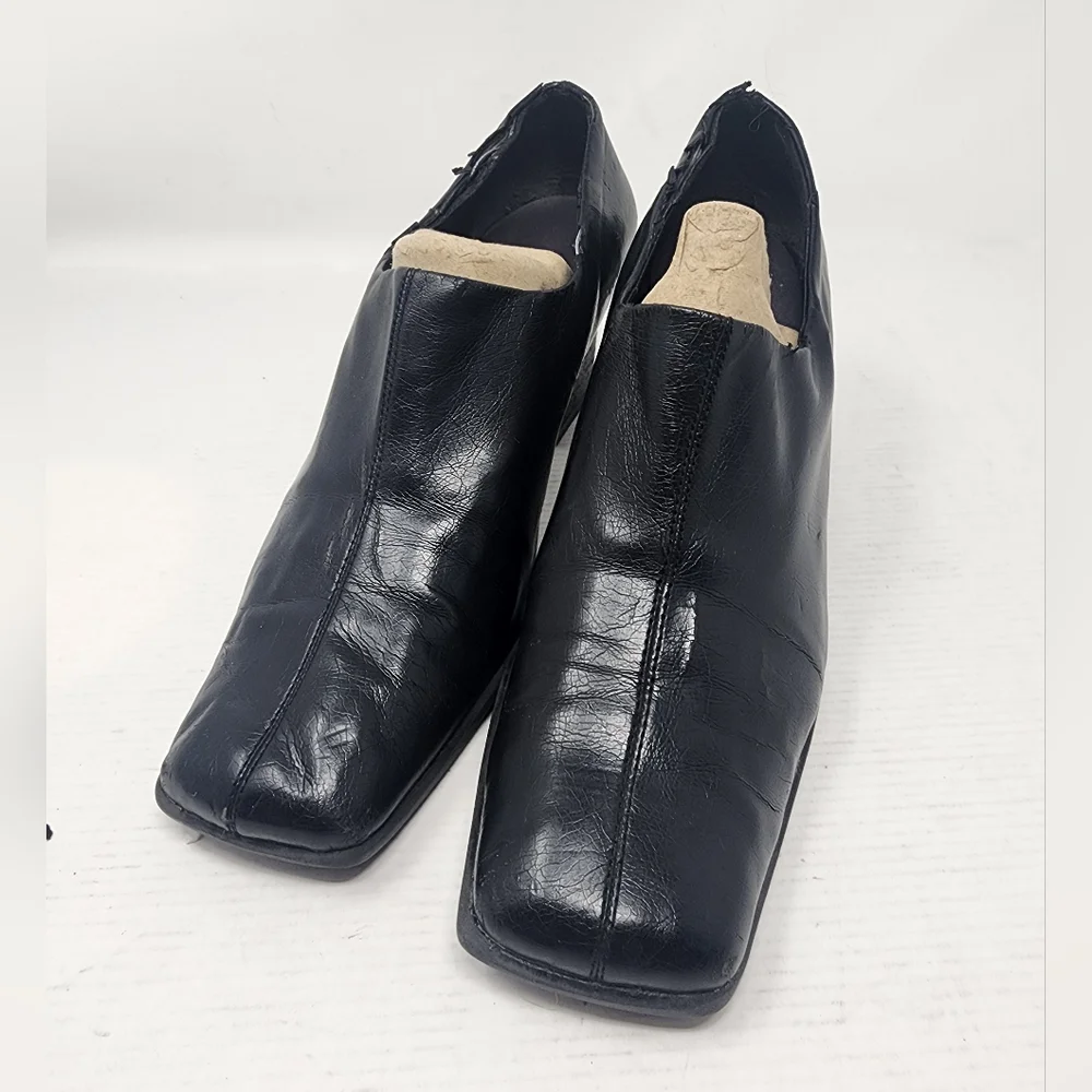 Liz Claiborne retro visible sleek