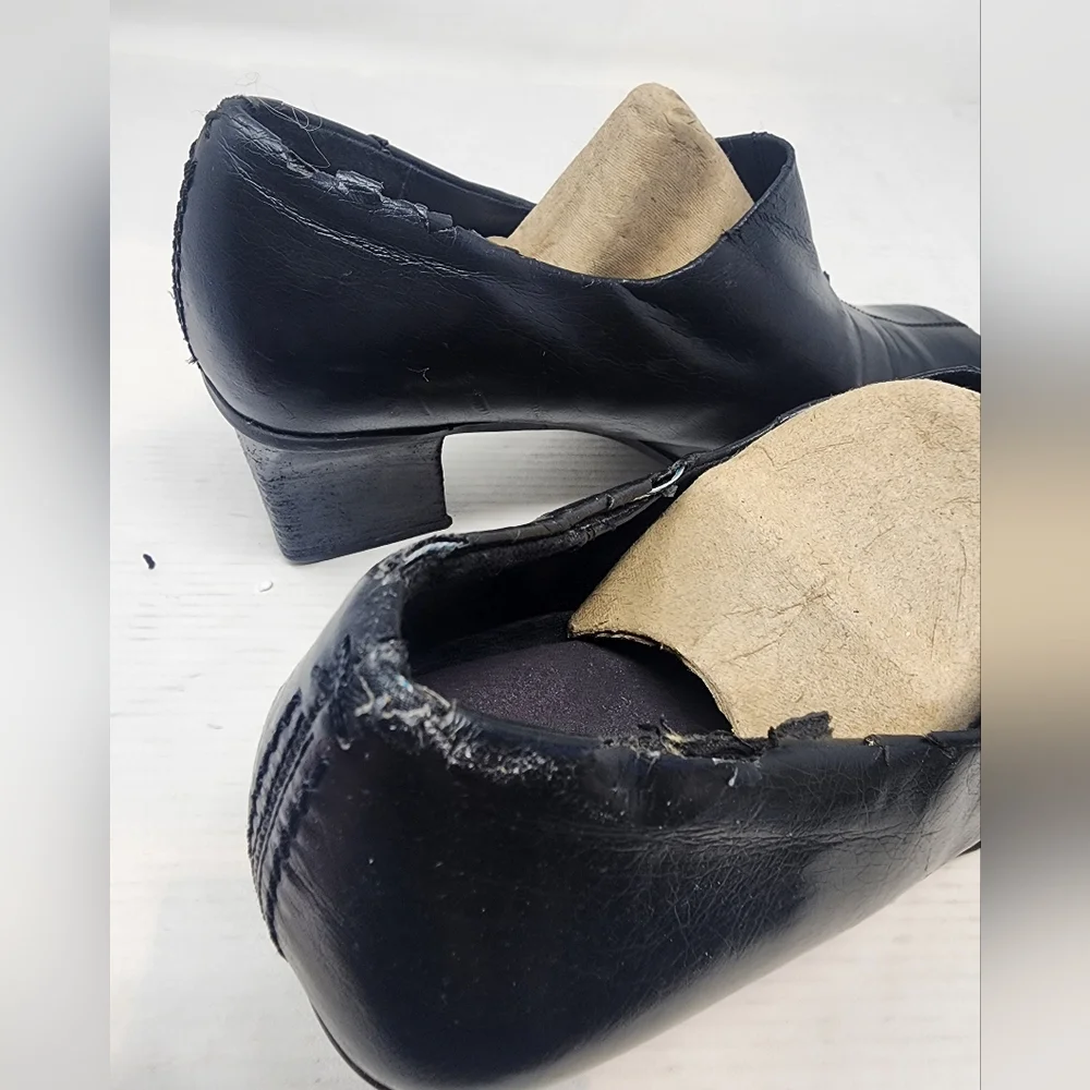 Liz Claiborne counter—priced #retroofficewear
