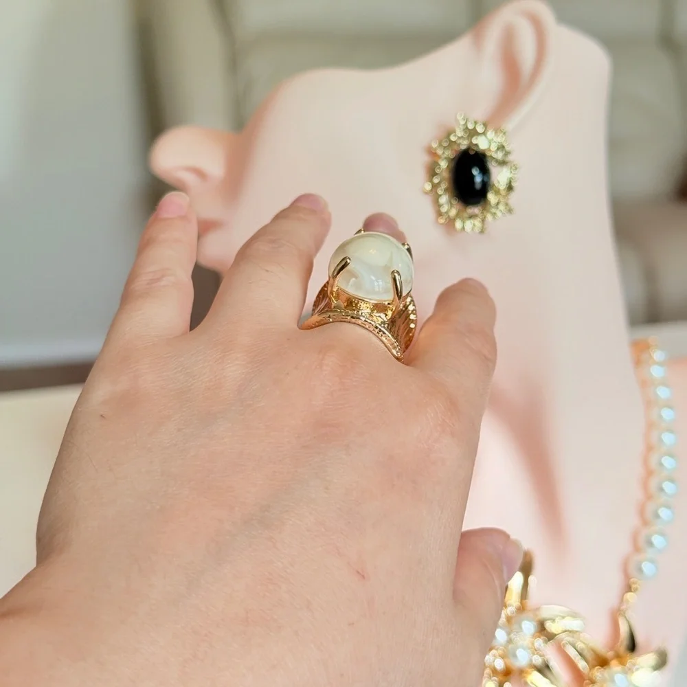 Gold-Plated White Cameo Statement Ring