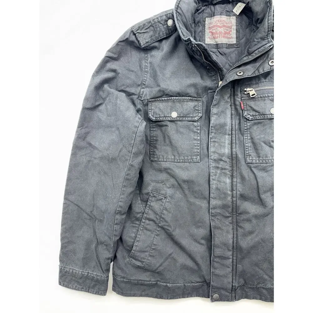 Levis levi two
