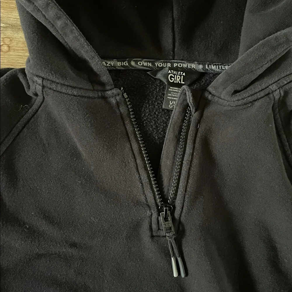 Athleta Girl cropped  Half-Zip sweatshirt