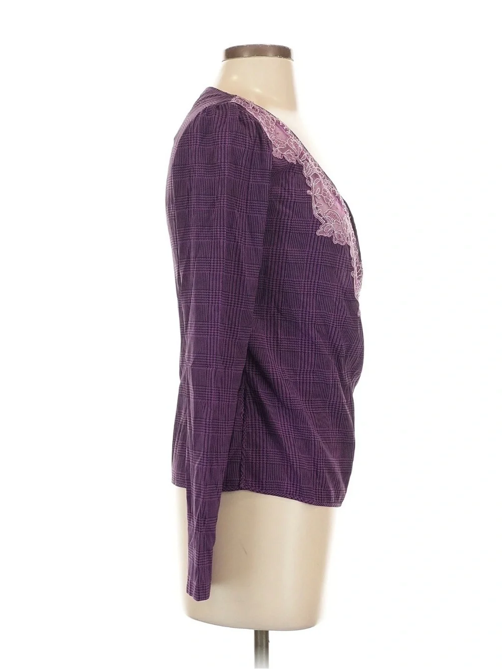 La Perla traditional prince