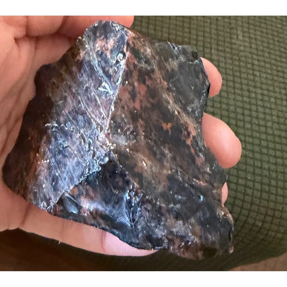 Mahogany Obsidian Raw Stone Unisex OS Black Red Excellent Volcanic Slab