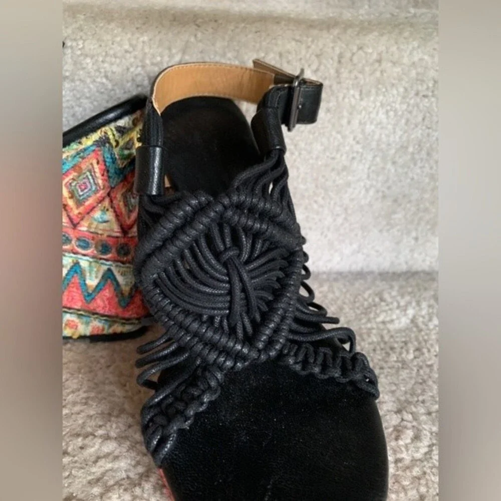 Mojo Moxy sandals dance away