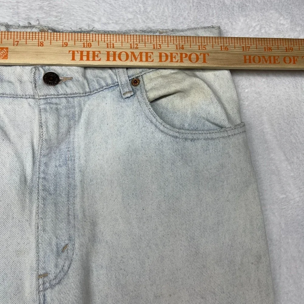 Vintage Levi's Jeans Men's Blue Denim Relaxed Fit Tapered Leg Zip‎ Fly - 32X31.5