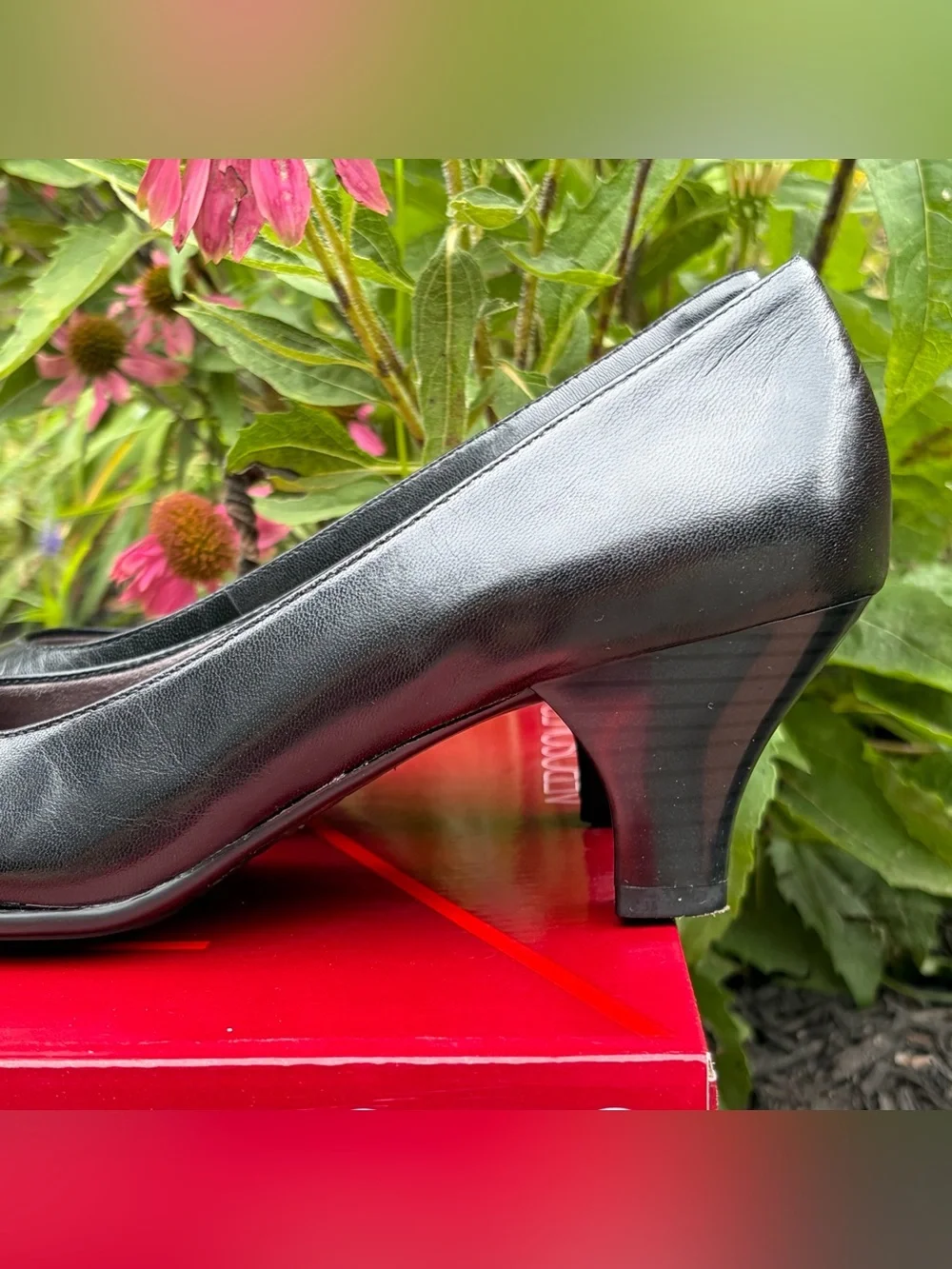 AEROSOLES excellent very