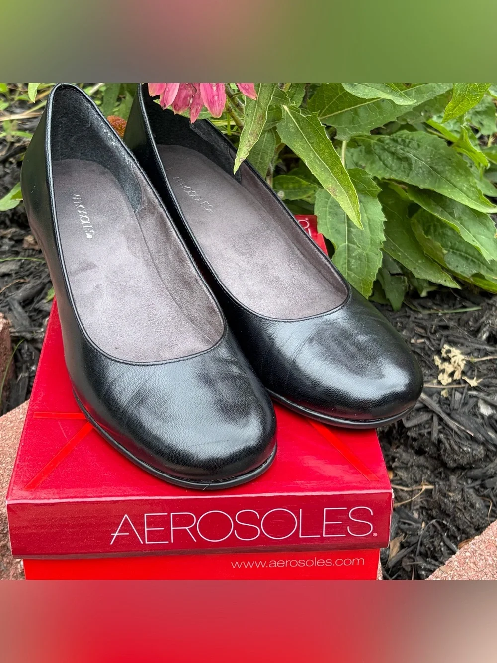 AEROSOLES excellent very