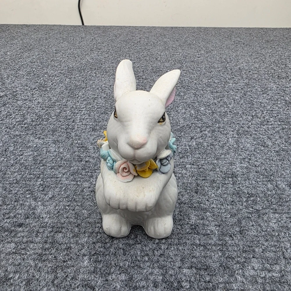 Vintage GOT Ceramic White Rabbit Figurine Flower Garland Collar‎ Easter Decor 4