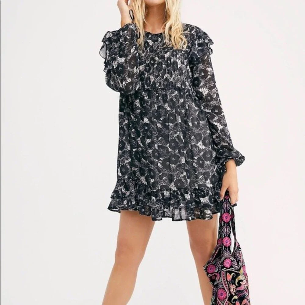 Free People Dress These Dreams Black White Long Sleeve Ruffle Shift Mini Medium
