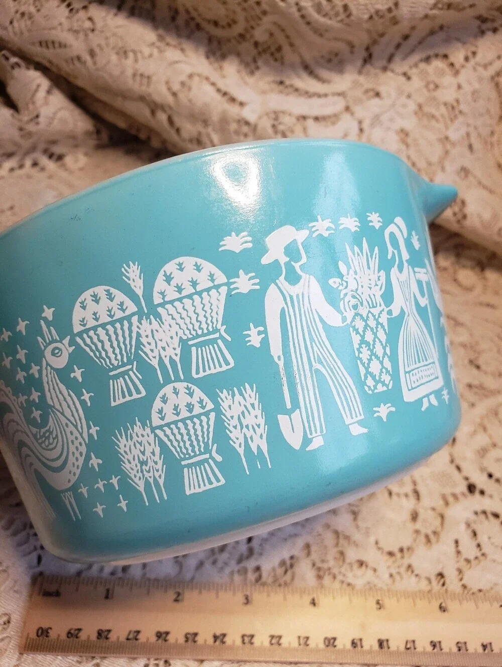 Pyrex turquoise mixing