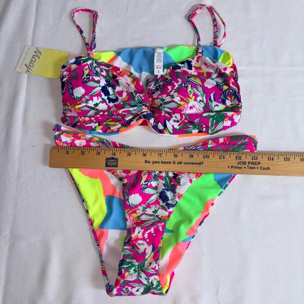 Maaji vibrant floral