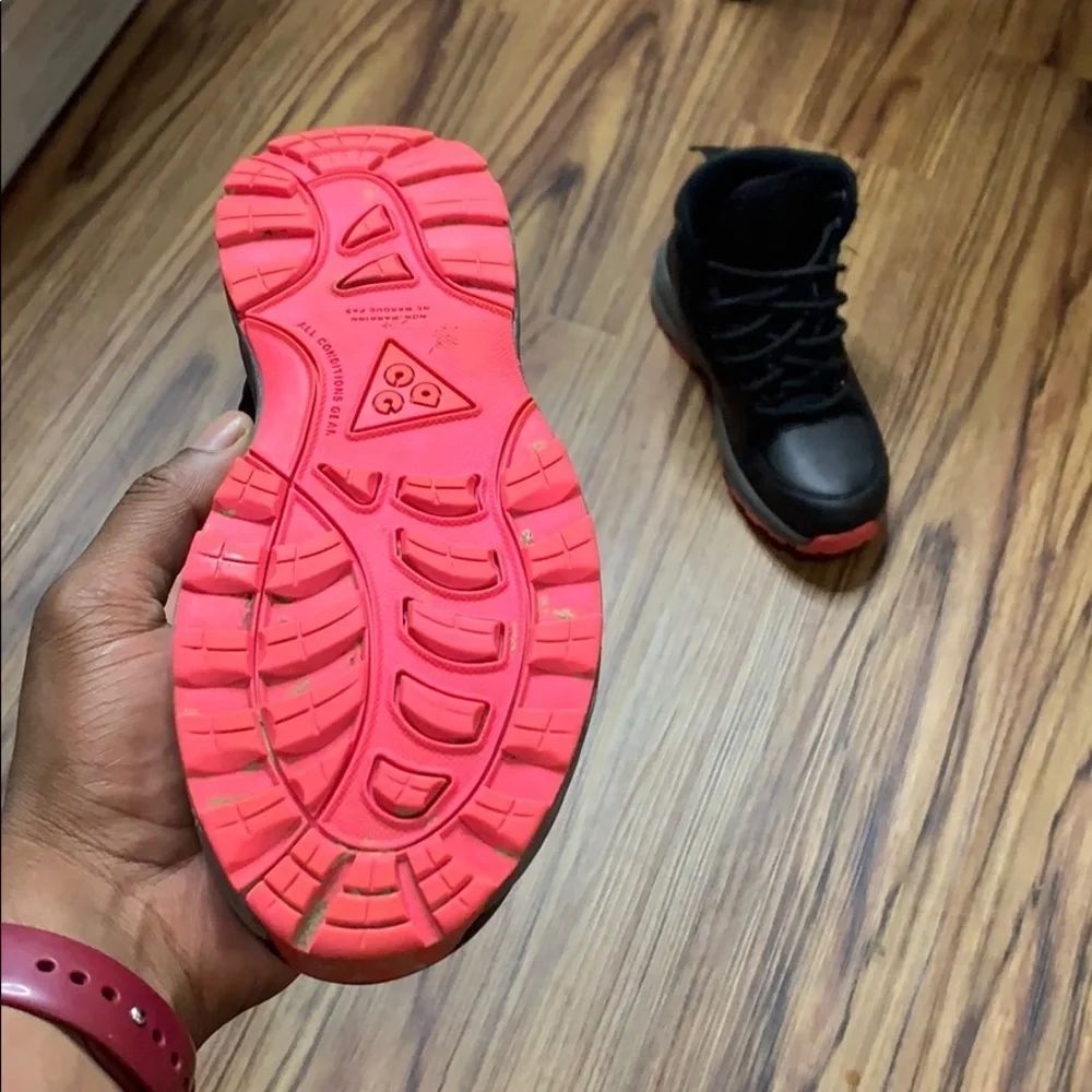 Nike ACG Youth Shoes