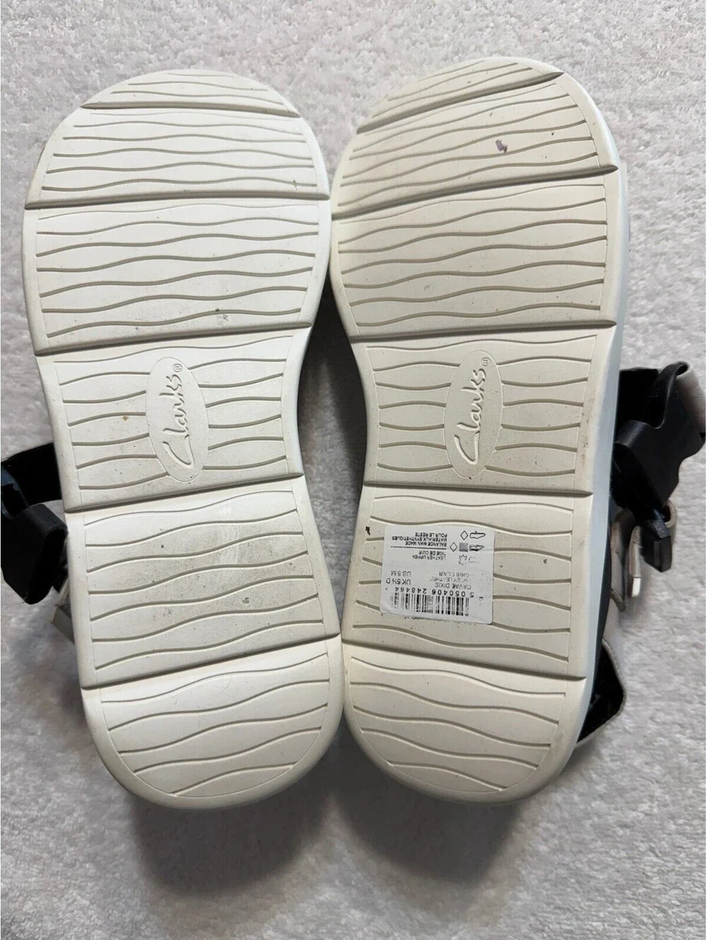 Clarks  Caval Dixie Leather Ankle Strap Sandals  Women's 8