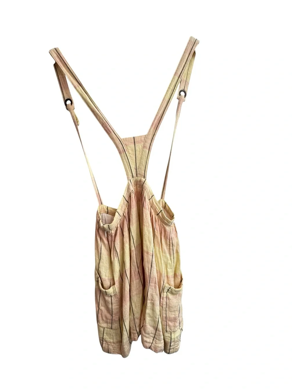 Free People questions leave