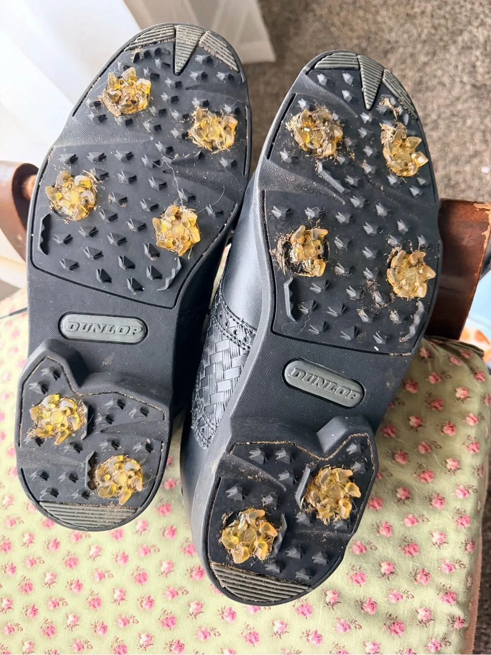 Dunlop lace shoes woven