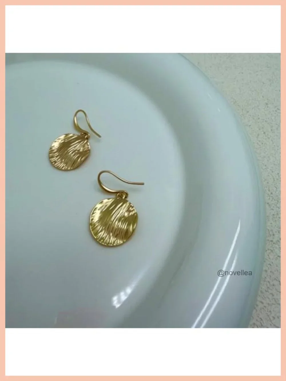 N/A these gold