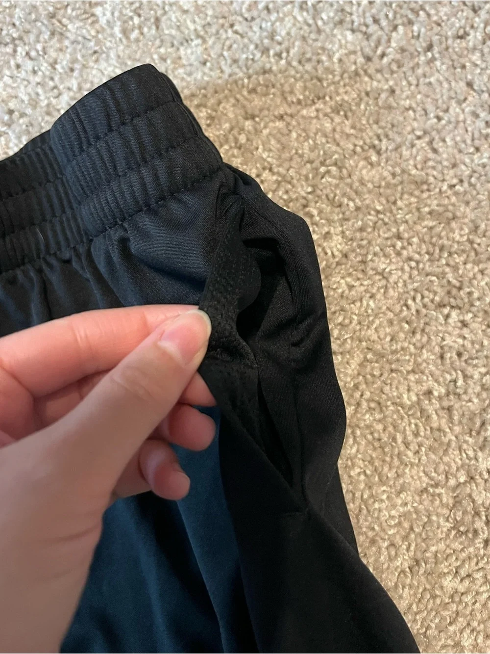 ⚫️ADIDAS: Boy size M, regular fit logo athletic shorts w/pockets, preowned⚫️