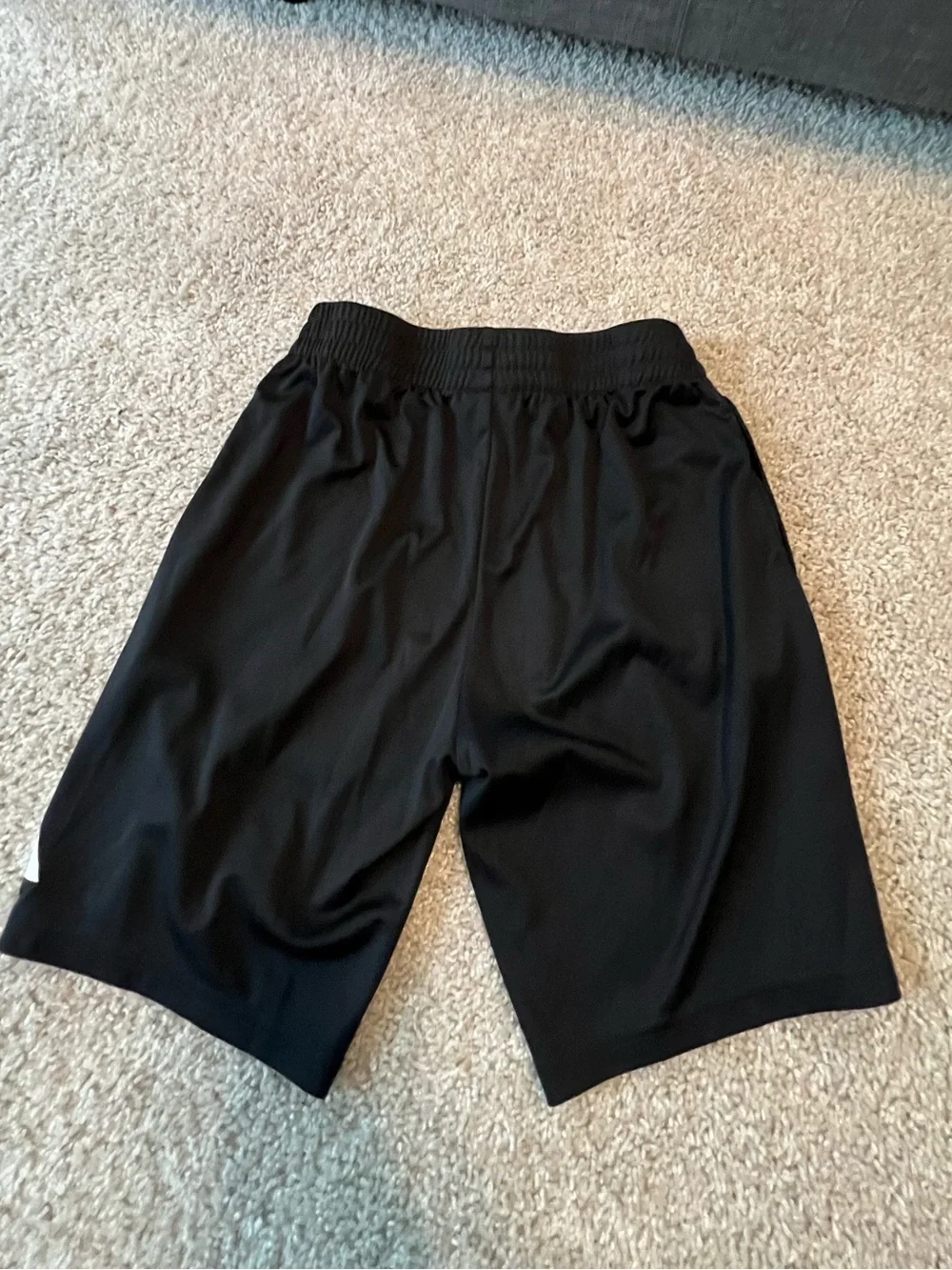 ⚫️ADIDAS: Boy size M, regular fit logo athletic shorts w/pockets, preowned⚫️