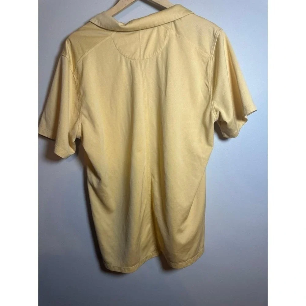 Nike Dri-FIT Mens Large Yellow Short Sleeve Golf Polo Shirt Standard Fit Swoosh