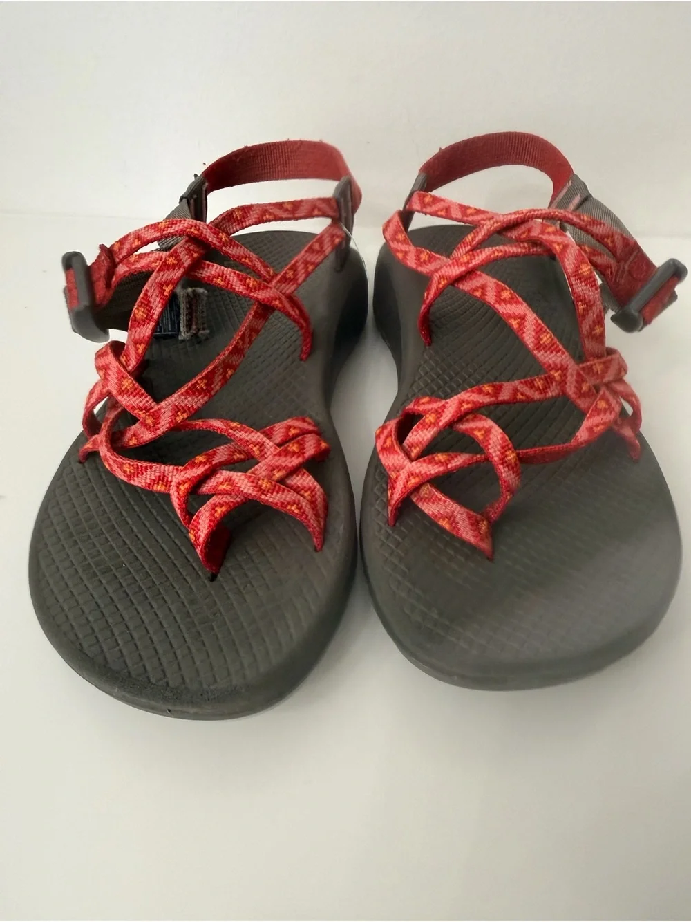 Chaco Women's Red Patterned Strap Sport Outdoor Sandals Size 9