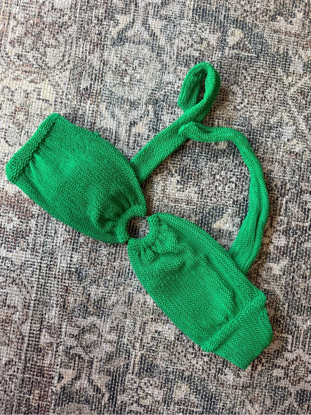 Monday Swimwear Green Crinkle Set (L top/M bottoms)