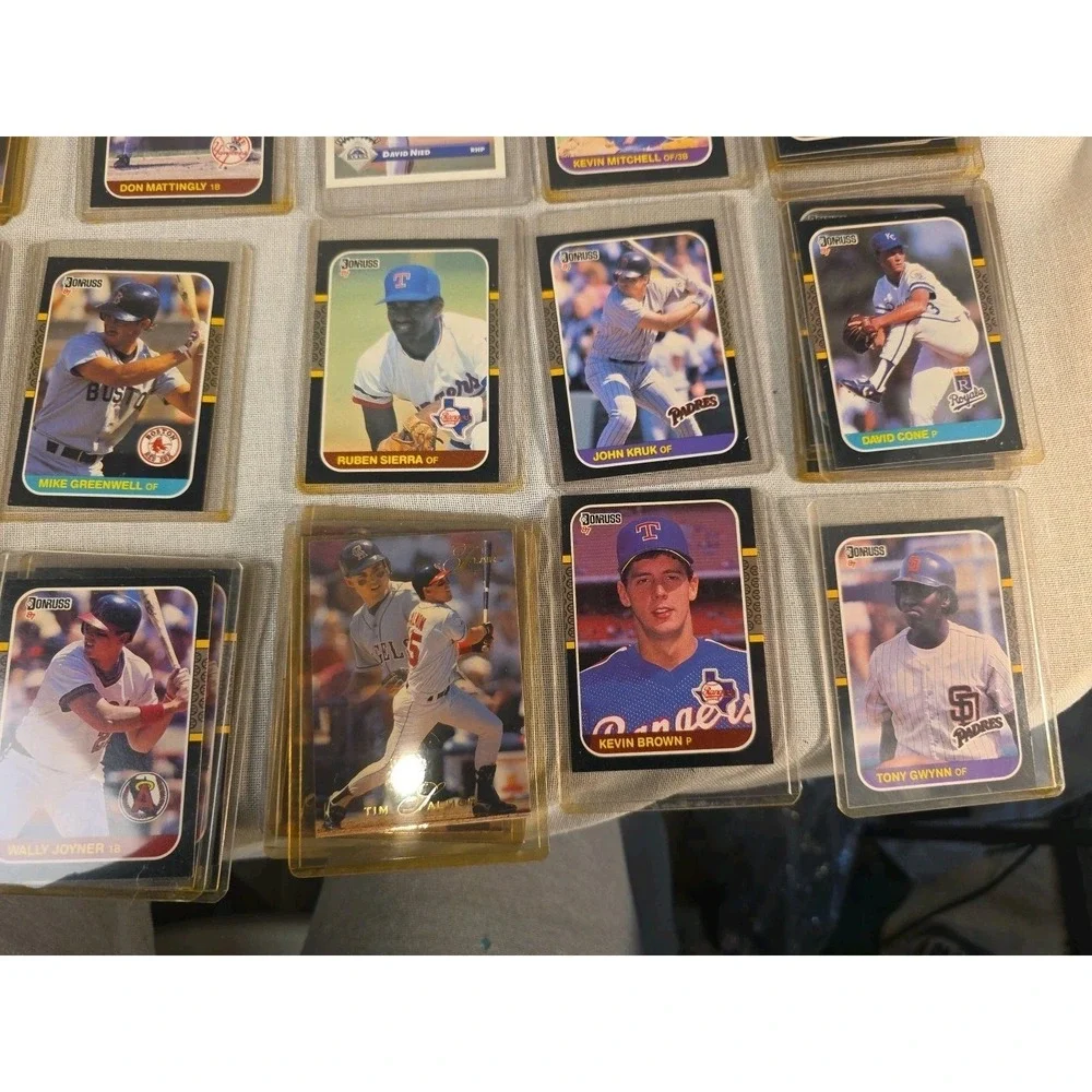 Donruss And Flair Baseball Cards In Penny Sleeve Top Loaders. Very Good...