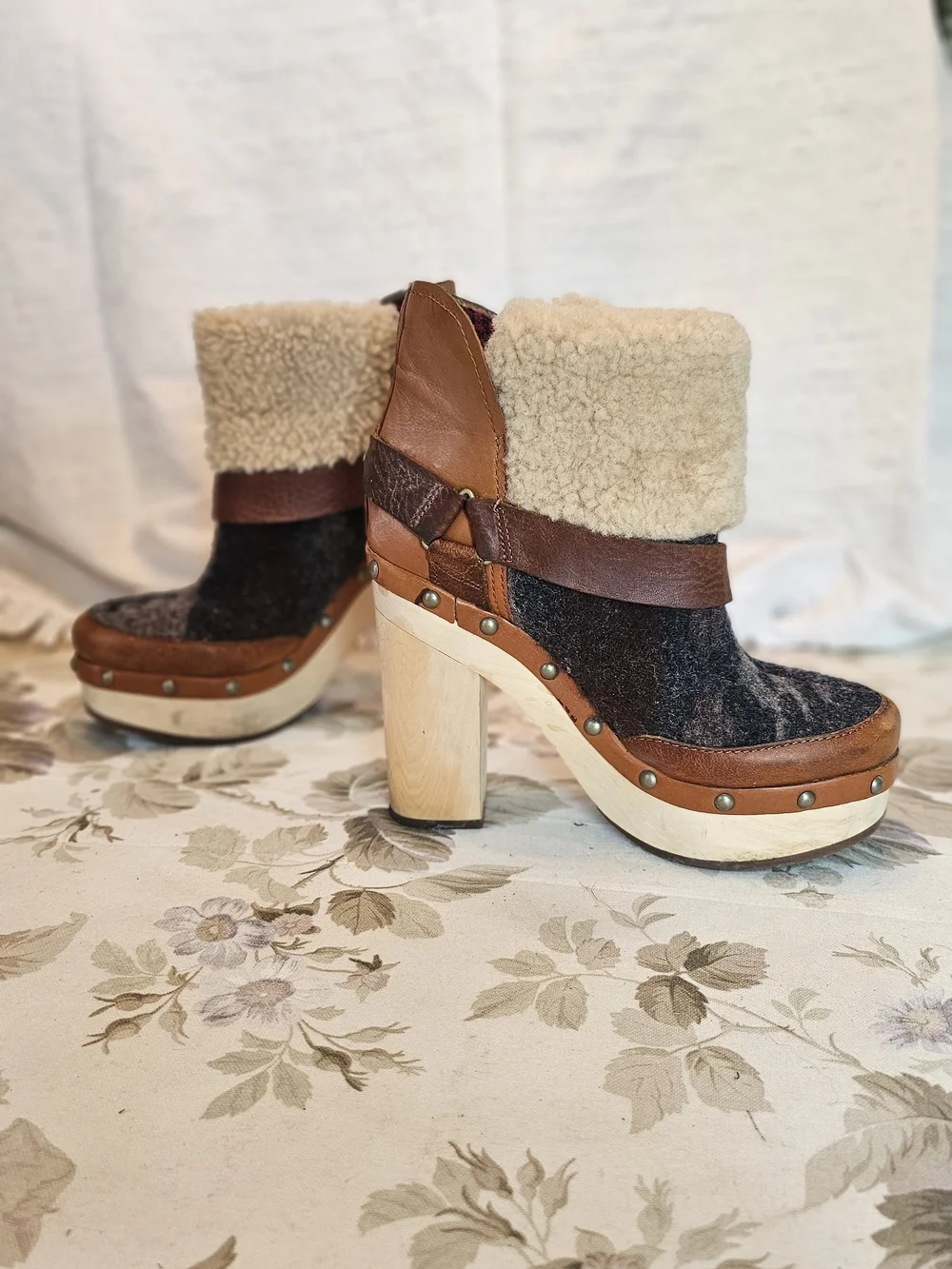Woolrich leather ankle