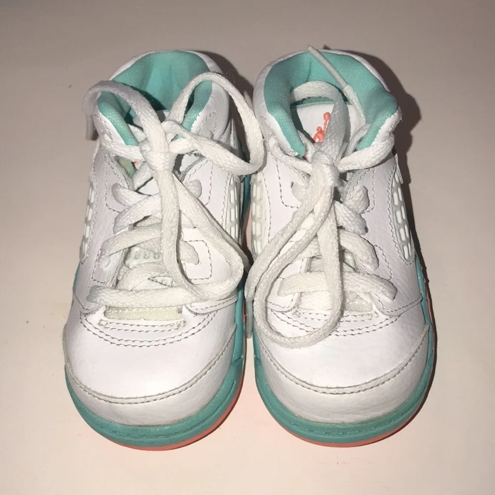 Girl’s Jordan V Retro Sneakers
