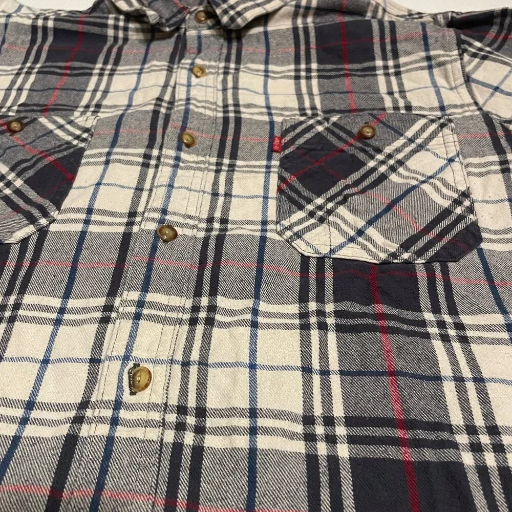 Levis plaid long