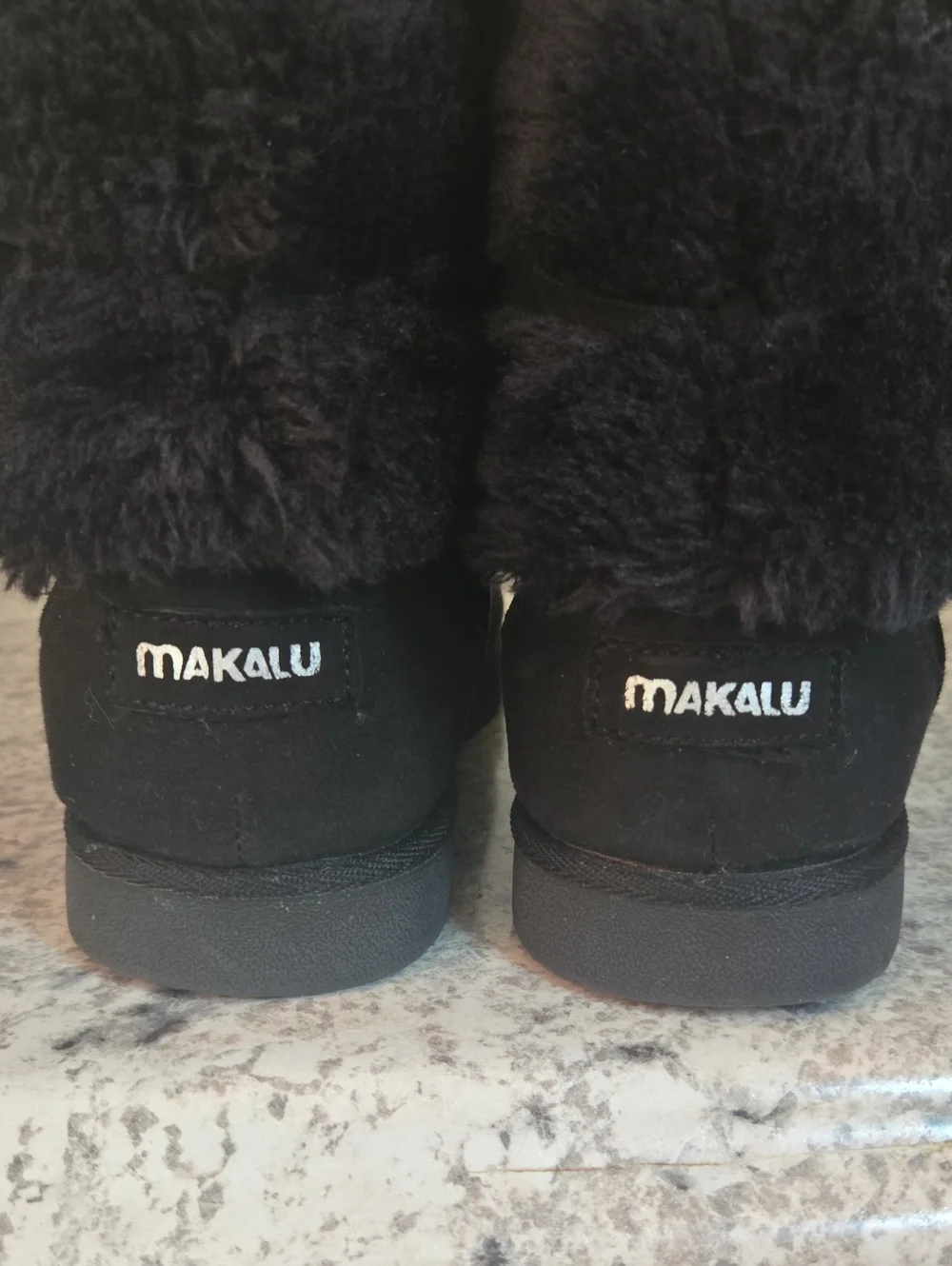 malaku stylish black