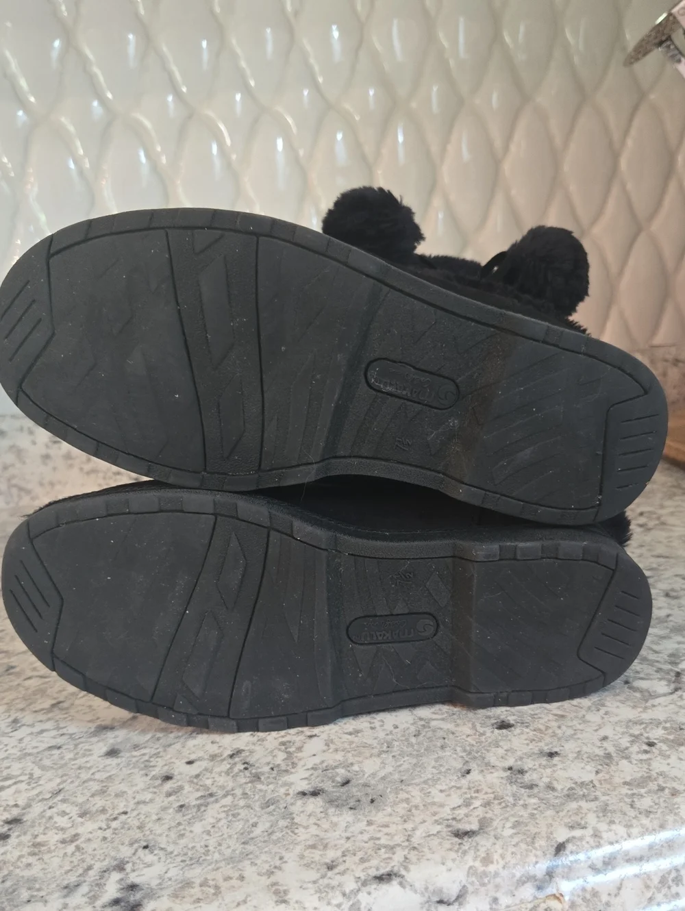 malaku stylish black
