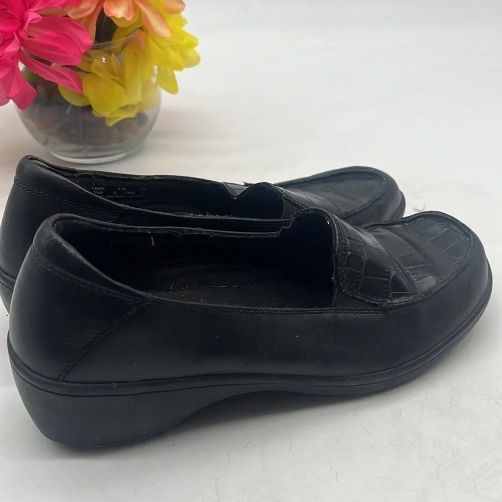 Clarks great preowned