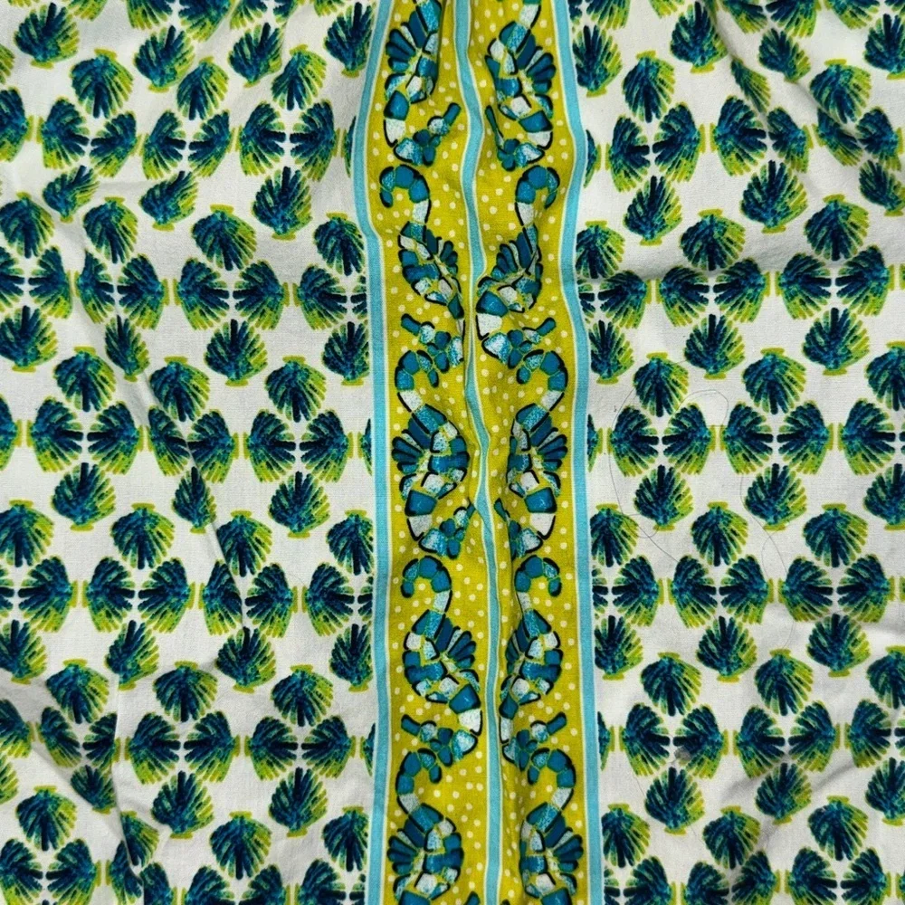 crown & ivy Green and Yellow Printed Short Sleeve Blouse