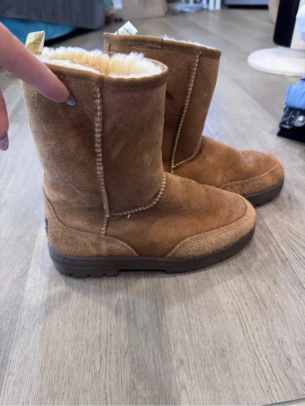 UGG ULTRA SHORT REVIVAL Women's 5 Chestnut Brown Suede Boots Shearling Lined
